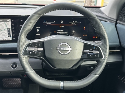 アリア(ニッサン)中古車 内外装写真