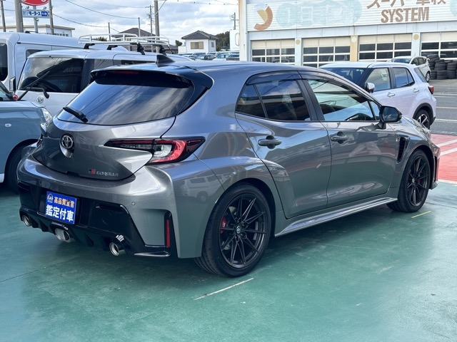 GRカローラ(トヨタ)登録済未使用車 10