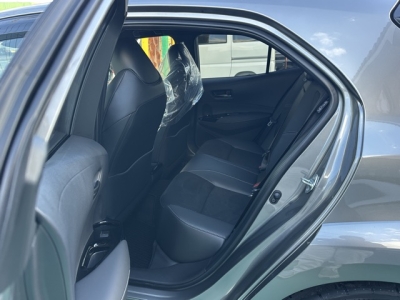 GRカローラ(トヨタ)登録済未使用車 後席内装