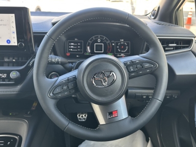 GRカローラ(トヨタ)登録済未使用車 内外装写真