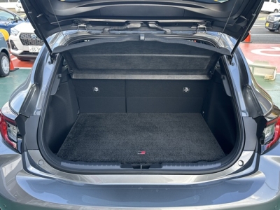 GRカローラ(トヨタ)登録済未使用車 内外装写真他１