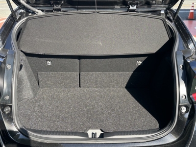 GRヤリス(トヨタ)中古車 内外装写真他