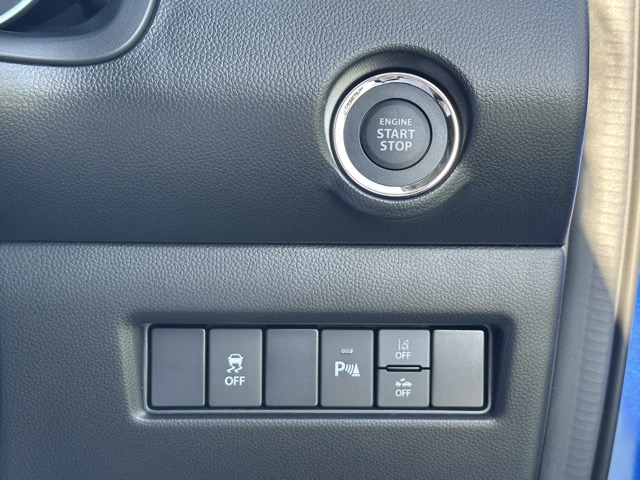 スイフト(スズキ)登録済未使用車 14