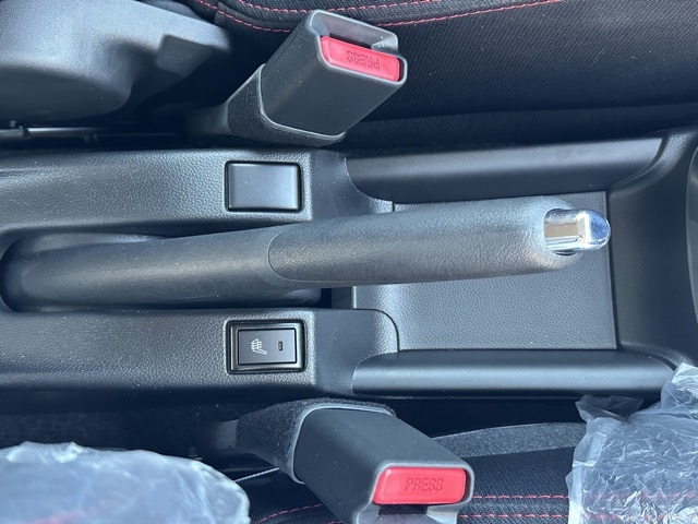 スイフト(スズキ)登録済未使用車 18