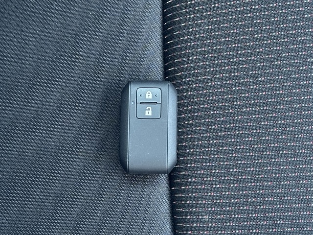 スイフト(スズキ)登録済未使用車 23