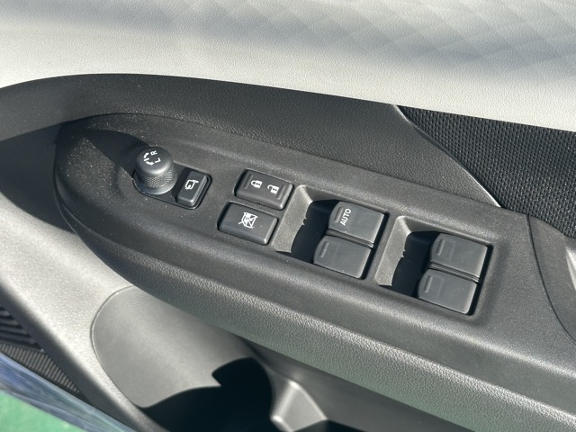 スイフト(スズキ)中古車 12