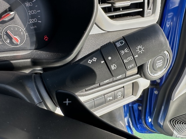 スイフト(スズキ)中古車 14