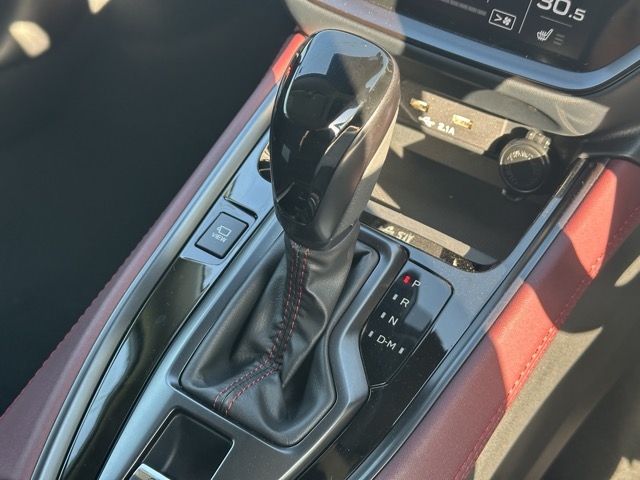 レヴォーグ(スバル)中古車 17