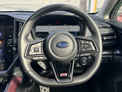 レヴォーグ(スバル)中古車 内外装写真