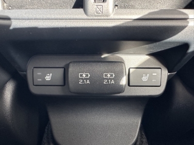 レヴォーグ(スバル)中古車 内外装写真他１