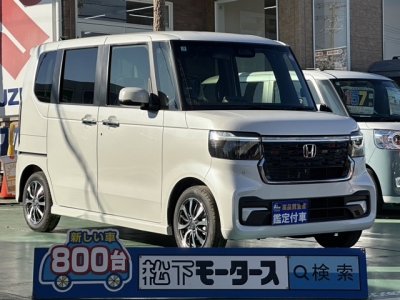 新型N-BOX(ホンダ)届出済未使用車 全体
