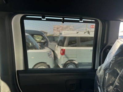 新型N-BOX(ホンダ)届出済未使用車 内外装写真他