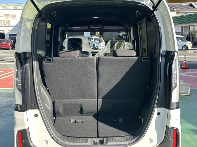 N-BOX(ホンダ)届出済未使用車 10