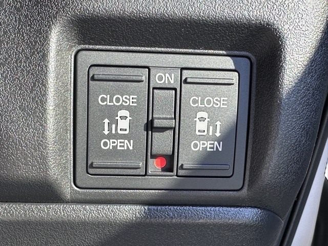 N-BOX(ホンダ)届出済未使用車 15