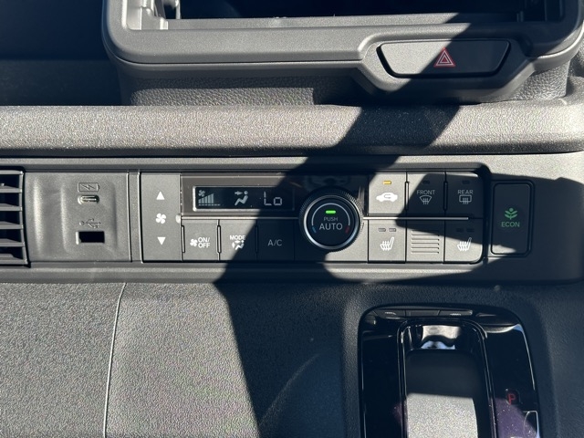 N-BOX(ホンダ)届出済未使用車 18