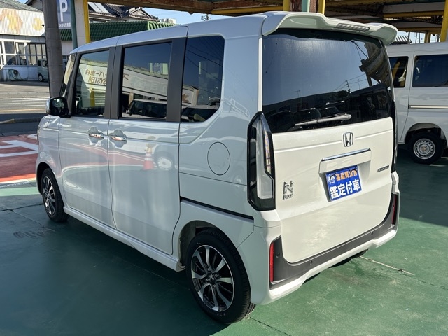 N-BOX(ホンダ)届出済未使用車 2