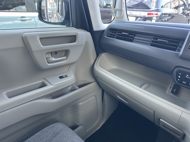 N-BOX(ホンダ)中古車 17