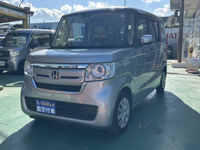 N-BOX(ホンダ)中古車 前方