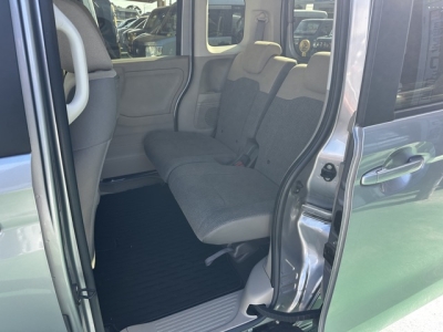 N-BOX(ホンダ)中古車 後席内装