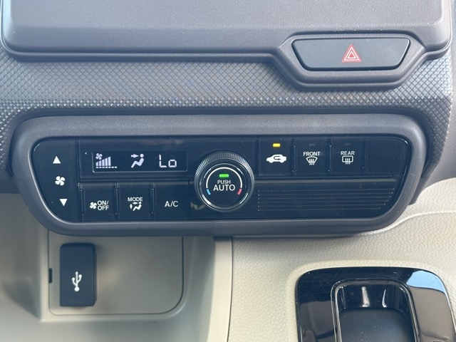 N-BOX(ホンダ)中古車 17