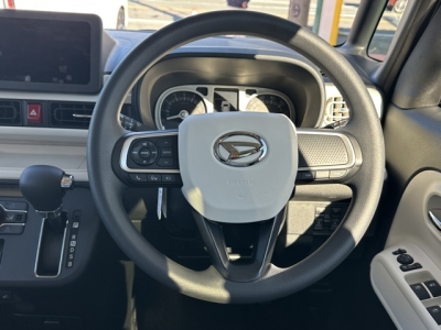 ムーヴキャンバス(ダイハツ)届出済未使用車 内外装写真他