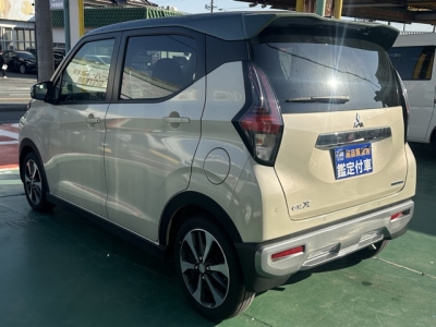 eKクロス(三菱)中古車 後方