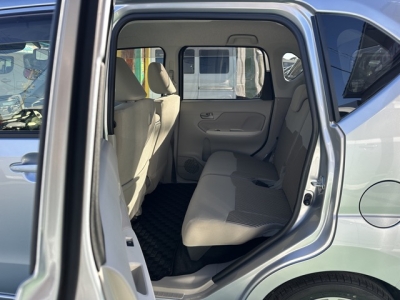 ムーヴ(ダイハツ)中古車 後席内装
