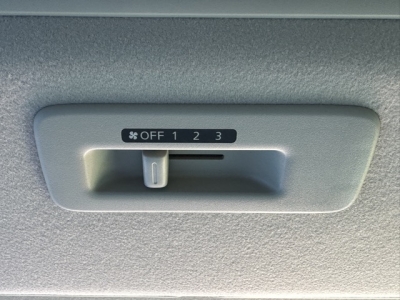 ルークス(ニッサン)届出済未使用車 内外装写真他