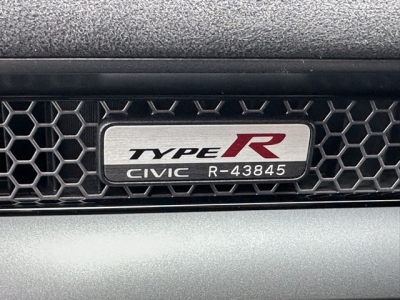 シビック(ホンダ)登録済未使用車 後席内装