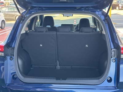 ノート(ニッサン)中古車 内外装写真他１