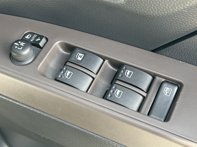 ルーミー(トヨタ)中古車 14