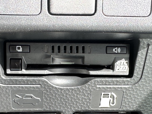 ルーミー(トヨタ)中古車 18