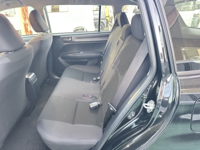 カローラフィールダー(トヨタ)レンタＵＰ 後席内装