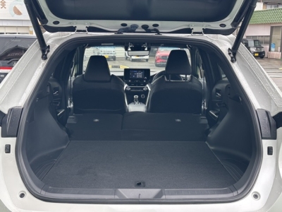 ハリアーハイブリッド(トヨタ)中古車 内外装写真他２