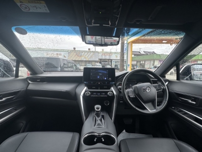 ハリアーハイブリッド(トヨタ)中古車 内外装写真