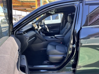 ハリアーハイブリッド(トヨタ)中古車 前席内装