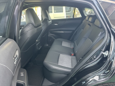 ハリアーハイブリッド(トヨタ)中古車 後席内装