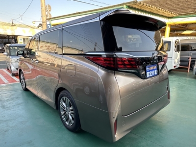 アルファードハイブリッド(トヨタ)中古車 後方