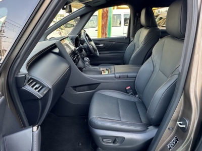 アルファードハイブリッド(トヨタ)中古車 前席内装