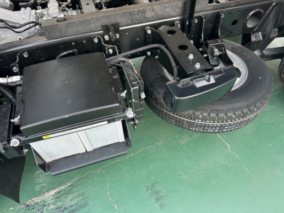 キャンター(三菱)レンタ登録済未使用車 後席内装