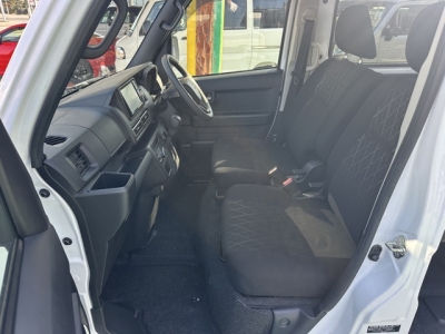 アトレーのOEM(ダイハツ)中古車 前席内装