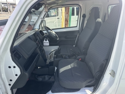 キャリートラック(スズキ)中古車 前席内装