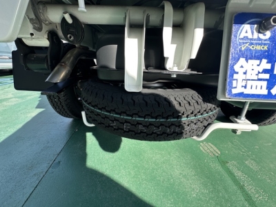 キャリートラック(スズキ)中古車 後席から見た前席