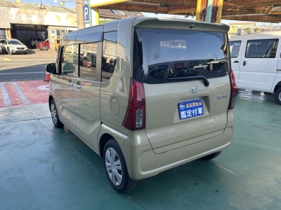 タント(ダイハツ)中古車 後方