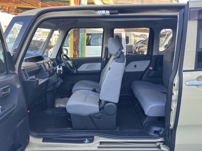 タント(ダイハツ)中古車 前席内装