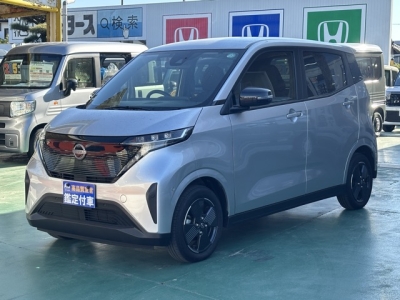 サクラ(ニッサン)中古車 前方