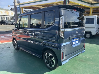 新型スペーシアカスタム(スズキ)届出済未使用車 後方