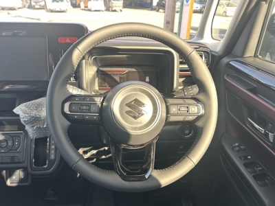 新型スペーシアカスタム(スズキ)届出済未使用車 内外装写真他