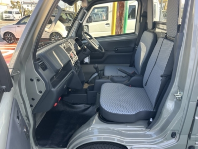 キャリートラック(スズキ)届出済未使用車 前席内装