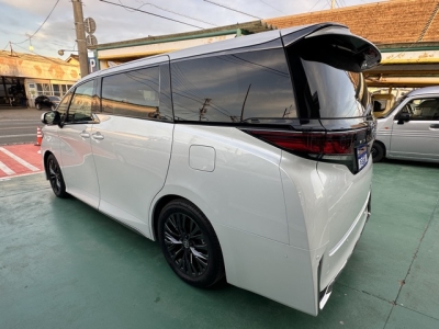 ヴェルファイアハイブリッド(トヨタ)中古車 後方